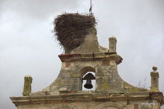 Restauracion de la espadaña de la Iglesia de Bustillo de la Vega, Palencia