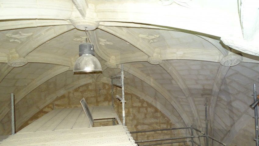 Bóveda reparada de la Iglesia de Piña de Campos