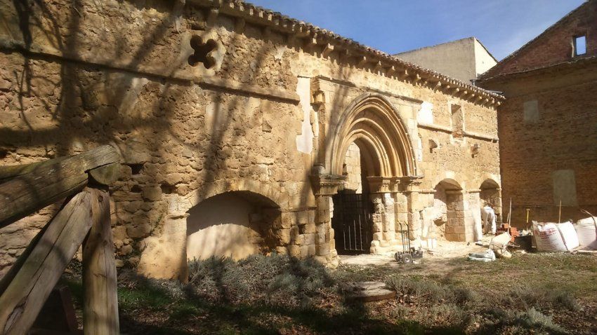 Monasterio de San Salvador en Nogal de las Huertas, Palencia