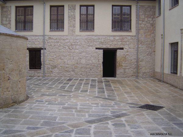 Restauración claustro Monasterio de Calabazanos, Palencia