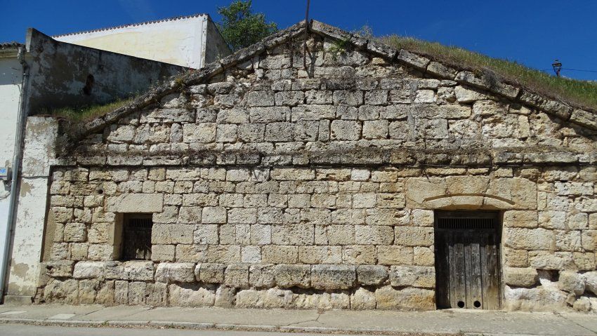 Bodega en Paseo del Mirador, Dueñas (Palencia)