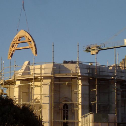 Estructura de cubierta de madera para la iglesia del Monasterio de San Pelayo