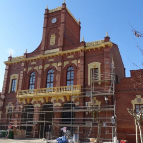 Puesta en valor del la fachada de ladrillo de la Casa Consistorial de Becerril de Campos